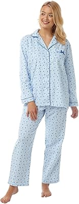 Vêtements de nuit en coton doux pour femmes. DIAYTAR COTE D'IVOIRE est une boutique en ligne généraliste qui propose plus de 300 000 références de produits. Elle est reconnue comme l'une des boutiques en ligne les plus importantes de Côte d'Ivoire, offrant une grande variété de produits à ses clients. Avec une telle offre, DIAYTAR COTE D'IVOIRE répond aux besoins de ses clients avec efficacité.