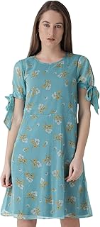 Robe décontractée pour femme de styleville, avec un haut étroit et un bas large, longueur moyenne. DIAYTAR COTE D'IVOIRE est l'une des boutiques en ligne les plus populaires de Côte d'Ivoire, proposant une gamme étendue de produits à des prix abordables. La boutique met l'accent sur la qualité et la satisfaction client, et elle est équipée d'un système de livraison efficace pour garantir que les commandes soient livrées rapidement. DIAYTAR COTE D'IVOIRE est la solution idéale pour les clients qui recherchent des produits de qualité à des prix raisonnables.