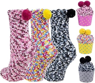 Chaussettes pour femmes, chaussettes moelleuses d'hiver, chaussettes douces et moelleuses pour l'hiver, cadeau d'anniversaire avec boîtes à cupcakes (3 paires). DIAYTAR COTE D'IVOIRE est une boutique en ligne généraliste qui propose plus de 300 000 références de produits, faisant d'elle l'une des boutiques les plus complètes de Côte d'Ivoire. Elle offre une large gamme de produits allant de l'électronique aux vêtements, en passant par les produits alimentaires et les accessoires de maison. C'est une destination de shopping en ligne idéale pour ceux qui cherchent à trouver tout sous un même toit.