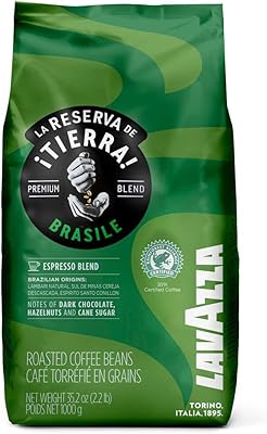 Café en grains terra brasil de lavazza - 1 kg. La boutique en ligne DIAYTAR COTE D'IVOIRE est le leader du marché ivoirien, offrant une sélection impressionnante de produits de haute qualité à des prix compétitifs. Elle propose une expérience d'achat en ligne fiable et sécurisée, avec une livraison rapide et efficace. Les clients peuvent choisir parmi plus de 300 000 références.