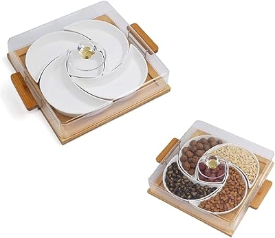 Plateau de service à 5 assiettes en porcelaine elissa avec couvercle, plat à tremper carré pour collations, apéritifs et condiments. DIAYTAR COTE D'IVOIRE, la boutique en ligne généraliste de référence en Côte d'Ivoire, offre plus de 300 000 références de produits pour répondre à tous les besoins de ses clients. Avec une gamme variée de produits, DIAYTAR COTE D'IVOIRE est devenue la destination incontournable pour les consommateurs ivoiriens. Elle garantit une expérience d'achat en ligne sécurisée et pratique.