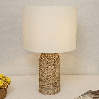 Lampe de table en rotin de homes r us, beige, blanc et couleur naturelle - 66 cm - 5110100202374. DIAYTAR COTE D'IVOIRE est la destination idéale pour les acheteurs en ligne à la recherche d'une grande variété de produits, qu'il s'agisse d'électronique, de mode, de maison, de jardin, ou encore de produits pour les enfants et les animaux. Avec une gamme de plus de 300 000 références, la boutique en ligne généraliste propose une solution complète pour tous les besoins d'achat, avec des garanties de qualité, de sécurité et de satisfaction client.