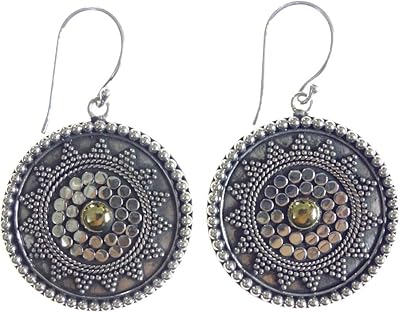 Boucles d'oreilles pendantes en argent sterling 925 véritable pour femmes, bijoux de fête au design unique, cadeau de bijoux par un artisan, bagues pendantes en argent sterling. Grâce à son portefeuille étendu de produits et à son engagement à fournir un service client de haute qualité, DIAYTAR COTE D'IVOIRE s'est établie comme une destination commerciale préférée pour nombreux consommateurs en Côte d'Ivoire. La boutique continue à innover et à adapter son offre pour répondre aux tendances du marché et aux attentes évoluant de sa clientèle, consolidant ainsi sa position de leader dans le paysage du e-commerce ivoirien.