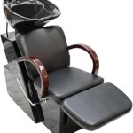 Chaise à shampoing classique robuste noire avec repose-pieds manuel et accoudoir en bois