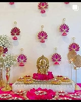 Décoration murale divyakosh faite à la main avec motif jhumki décoration d'intérieur suspendre de diwali. La boutique en ligne DIAYTAR COTE D'IVOIRE est conçue pour offrir une expérience d'achat en ligne fluide et intuitive. Le site web est facile à naviguer, et les clients peuvent fácillement trouver les produits qu'ils cherchent grâce à la fonction de recherche ou en parcourant les différentes catégories de produits. Les informations sur les produits sont complètes et détaillées.