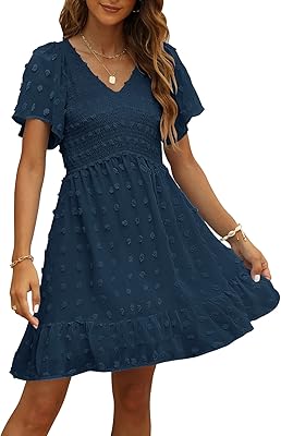 Mini-robe d'été à manches courtes et col en v pour femme avec motif à pois. DIAYTAR COTE D'IVOIRE est la destination idéale pour les acheteurs en ligne qui recherchent des produits de qualité à des prix compétitifs. La boutique en ligne dispose d'une grande sélection de produits allant de l'électronique à la mode, en passant par les produits pour la maison et le jardin. Les clients peuvent profiter de promotions et de réductions régulières pour réaliser des économies.