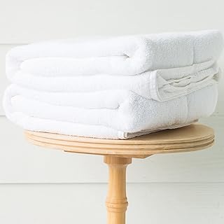 Serviette de bain luxueuse et absorbante - douce et à séchage rapide, 70 x 140 cm, idéale pour le bain et la piscine - matière en coton de haute qualité - idéale pour un usage quotidien et des cadeaux (2). En tant que boutique en ligne généraliste, DIAYTAR COTE D'IVOIRE répond aux besoins de tous les Ivoiriens qui recherchent des produits de qualité à des prix raisonnables. Avec sa gamme variée de produits et ses services de qualité, elle continue de renforcer sa position de leader sur le marché ivoirien du commerce en ligne.