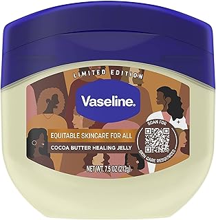 Vaseline gelée de pétrole enrichie en beurre de cacao 7,5 oz (paquet de 12). DIAYTAR COTE D'IVOIRE est une boutique en ligne qui propose une gamme de produits très large, allant de l'électronique à la mode en passant par les produits ménagers. La boutique est connue pour ses prix bas et ses promotions régulières, ce qui en fait un endroit idéal pour faire des achats en ligne. Elle propose également un service client de qualité pour aider les clients à trouver ce qu'ils cherchent.