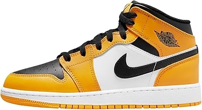 Homme jordan 1 mid university gold blanc/univ or-noir (554724 170). En tant que boutique en ligne généraliste, DIAYTAR COTE D'IVOIRE propose une large gamme de produits allant des électroniques aux produits alimentaires. Avec plus de 300 000 références, les clients peuvent trouver tout ce dont ils ont besoin en un seul endroit. La boutique est réputée pour ses prix compétitifs et sa livraison rapide.