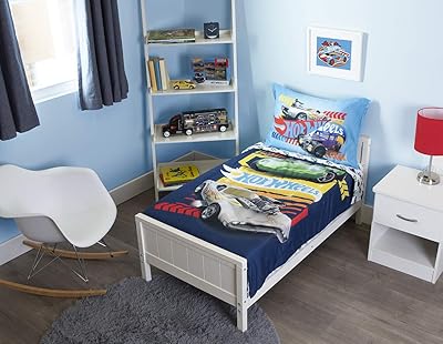 Parure de lit 4 pièces pour tout-petits hot wheels race car - comprend une couette matelassée, un drap-housse, un drap de dessus et une taie d'oreiller, 28" x 52". Diaytar Côte d'Ivoire est une boutique en ligne généraliste qui propose plus de 300 000 références de produits divers. Elle est devenue la boutique leader en Côte d'Ivoire en proposant des produits de qualité à des prix compétitifs. Les produits sont sélectionnés avec soin pour satisfaire les besoins des clients ivoiriens.