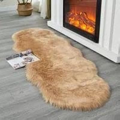 Tapis de canapé moelleux en fausse laine pour la décoration de salon