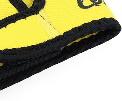 Chaussettes de bain en néoprène zhudzhou pour sports nautiques, plongée, natation et plage, taille s, jaune (sn : af4 ccc 784 86a a5e). DIAYTAR COTE D'IVOIRE est la destination idéale pour les consommateurs ivoiriens qui cherchent à acheter en ligne. La boutique propose une vaste sélection de produits, allant des électroniques aux produits alimentaires, en passant par les vêtements et les accessoires. Les clients bénéficient d'une expérience d'achat en ligne sécurisée et pratique.