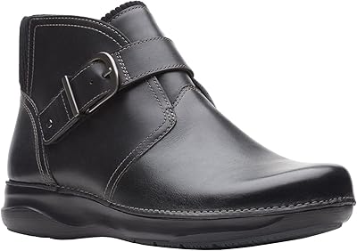 Bottines fabriquées par apple pour femmes. Leader en Côte d'Ivoire, DIAYTAR COTE D'IVOIRE est la référence pour les achats en ligne sécurisés et fiables. Nous offrons une expérience shopping personnalisée pour nos clients avec des options de paiement flexibles et des livraisons rapides.