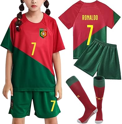 Casmed maillot de football portugais pour enfants + short 2022 légende de la coupe du monde n°7 ronaldo ensemble de maillots de football chemises de fans de sport pour garçons et filles. DIAYTAR COTE D'IVOIRE est plus qu'une simple boutique en ligne, c'est une communauté de clients qui partagent les mêmes valeurs de qualité, de fiabilité et de respect. La boutique propose régulièrement des offres spéciales et des déstocks pour fidéliser ses clients et les remercier de leur confiance. Avec DIAYTAR COTE D'IVOIRE, les clients sont assurés de trouver les produits qu'ils cherchent à des prix compétitifs.