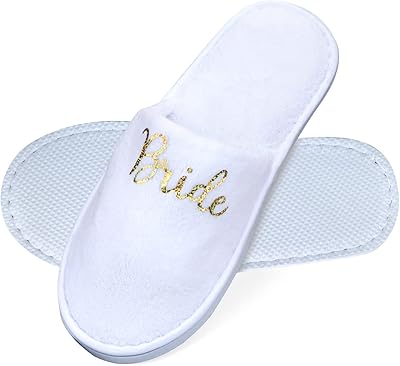Urbazar pantoufles de mariée en coton moelleux spa maison pantoufles pour femmes mariée tribu chaussures de mariage, taille unique. La boutique en ligne DIAYTAR COTE D'IVOIRE est la référence en matière de shopping en ligne en Côte d'Ivoire, avec une offre de produits extrêmement variée. La plateforme propose des articles à des prix compétitifs, avec des promotions régulières pour rendre les achats encore plus abordables. DIAYTAR COTE D'IVOIRE s'engage à offrir une expérience d'achat unique, avec des possibilités de paiement flexibles et des options de livraison pratiques.