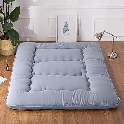 Matelas futon de sol japonais, coussin de couchage pliable épais pour garçons et filles, surmatelas pour enfants pour canapé et canapé (pleine taille). DIAYTAR COTE D'IVOIRE est une boutique en ligne généraliste qui propose plus de 300 000 références de produits variés. Elle est considérée comme l'une des boutiques en ligne les plus importantes de Côte d'Ivoire. Elle offre une gamme large de produits pour répondre aux besoins de sa clientèle.