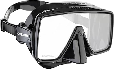 Masque de plongée sous-marine cressi sans cadre pour adulte : large visibilité, jupe en silicone : sf1 : qualité depuis 1946. En tant que leader du marché en Côte d'Ivoire, DIAYTAR COTE D'IVOIRE propose une large sélection de produits qui répondent aux besoins et aux attentes des consommateurs locaux. La boutique en ligne met en avant des marques et des produits de qualité, tout en offrant des promotions et des réductions pour rendre les achats plus abordables. Les clients peuvent faire confiance à DIAYTAR pour leurs achats en ligne.