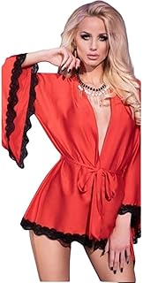 Kimono court sexy à col en v lingerie satin de dentelle pour femme. DIAYTAR COTE D'IVOIRE est une boutique en ligne généraliste qui propose plus de 300 000 références de produits diversifiés, faisant d'elle la boutique leader en Côte d'Ivoire. Avec une gamme étendue de produits, les clients peuvent trouver tout ce dont ils ont besoin en un seul endroit. DIAYTAR COTE D'IVOIRE se distingue par sa qualité de service et sa livraison rapide.