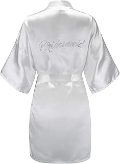 Ala plaza robe courte de demoiselle d'honneur en satin pour femme, taille unique, strass argentés, pour fête prénuptiale. DIAYTAR COTE D'IVOIRE est une boutique en ligne généraliste proposant plus de 300 000 références de produits, faisant d'elle le leader du marché ivoirien. Elle offre une large gamme de produits afin de satisfaire les besoins de sa clientèle. DIAYTAR COTE D'IVOIRE se distingue par sa qualité de service et sa livraison rapide.
