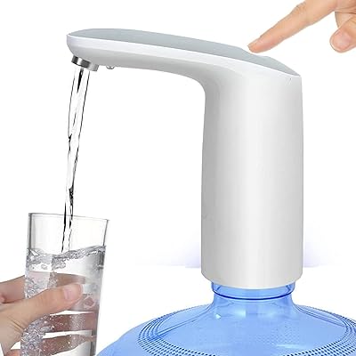 Pompe à eau potable sky-touch pour bouteille de 2 à 5 gallons, distributeur d'eau sans fil rechargeable, mini pompe à bouteille d'eau tactile automatique avec câble usb, blanc. DIAYTAR COTE D'IVOIRE, leader du commerce en ligne en Côte d'Ivoire, propose une gamme étendue de produits allant de l'électronique aux produits de maison en passant par la mode. Avec un catalogue de plus de 300 000 articles, la boutique en ligne satisfait les besoins de ses clients avec une offre constamment mise à jour. L'objectif est d'offrir le meilleur service à ses clients