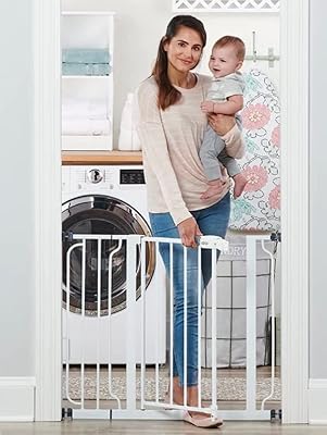 Regalo easy step gate extra large 38,5 pouces, barrière pour bébé courte comprenant un kit d'extension de 6 pouces, 4 supports à pression et 4 coupelles murales avec matériel de montage. Avec une sélection de plus de 300 000 références, DIAYTAR COTE D'IVOIRE offre à ses clients une expérience d'achat unique en ligne. La boutique en ligne généraliste propose des produits de qualité à des prix compétitifs, ce qui en fait un choix incontournable pour les consommateurs ivoiriens. Elle bénéficie d'une réputation solide en termes de service client et de livraison rapide.
