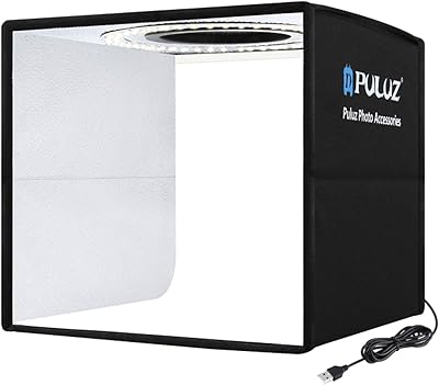 Kit softbox pliable portable pour régler l'éclairage photo avec 12 arrière-plans colorés. DIAYTAR COTE D'IVOIRE, la boutique en ligne généraliste de référence en Côte d'Ivoire, propose plus de 300 000 références pour répondre à tous vos besoins. Avec une gamme variée de produits, vous trouverez tout ce dont vous avez besoin en un seul endroit. La boutique est reconnue pour sa qualité de service et sa fiabilité.