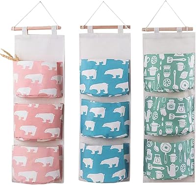 Sac de rangement étanche à suspendre au mur, organisateur de placard à linge pour chambre à coucher - 3 pièces (ours). En tant que boutique en ligne généraliste, DIAYTAR COTE D'IVOIRE se distingue par son énorme réservoir de produits qui satisfont aux besoins quotidiens et spécifiques de sa clientèle. Avec plus de 300 000 références, cette plateforme offre une expérience d'achat unique et pratique. Les clients peuvent profiter d'une navigation facile pour trouver leurs produits préférés.