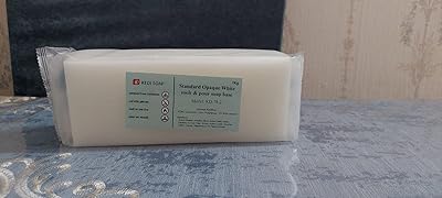 Savon biologique au lait de chèvre fondant et versant (1000 g). Avec une offre variée et un large choix de produits, DIAYTAR COTE D'IVOIRE est devenue la destination préférée des consommateurs ivoiriens. Elle se démarque par sa qualité de service et sa fiabilité.