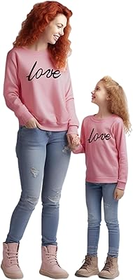 Chemise à manches longues et col rond imprimé mommy and me love, chemisiers coupe familiale. DIAYTAR COTE D'IVOIRE est la référence en matière de boutique en ligne en Cote d'Ivoire, avec une offre de produits très diversifiée et une expérience d'achat en ligne sécurisée et conviviale. La boutique permet aux clients de faire des achats en toute confiance, avec des moyens de paiement sécurisés.