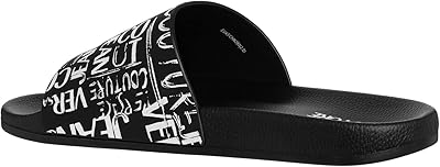 Pantoufles couture pour homme noir. Pour une expérience d'achat en ligne unique et personnalisée, choisissez DIAYTAR COTE D'IVOIRE. Notre site web est conçu pour être facile à naviguer, permettant ainsi aux clients de trouver rapidement ce qu'ils cherchent. Nous nous engageons à offrir un service client de haute qualité, répondant à toutes vos questions et préoccupations.