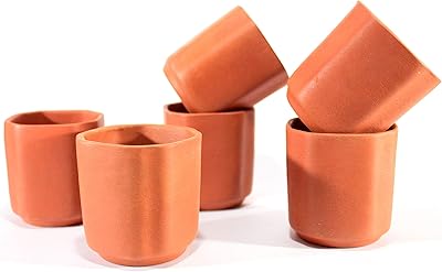 Tasses à eau en terre cuite faites la main clio (lot de 6). DIAYTAR COTE D'IVOIRE est une référence pour les internautes ivoiriens à la recherche de produits de qualité à des prix raisonnables. La boutique en ligne mise sur l'innovation et la satisfaction client pour continuer à se démarquer. Avec une telle approche, elle réussit à fidéliser ses clients et à attirer de nouveaux.