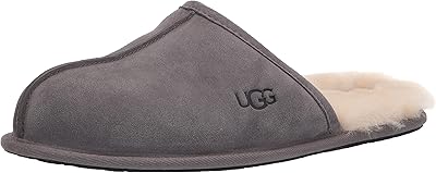 Pantoufles à enfiler ugg pour hommes, marron, 6 uk. La boutique en ligne Diaytar Cote d'Ivoire est un véritable temple du commerce électronique, offrant à ses clients une expérience d'achat unique et complète. Les clients peuvent naviguer parmi plus de 300 000 références de produits provenant de diverses catégories, bénéficiant ainsi d'un large choix pour satisfaire leurs besoins et leurs envies. Diaytar Cote d'Ivoire met tout en œuvre pour garantir la satisfaction de ses clients.