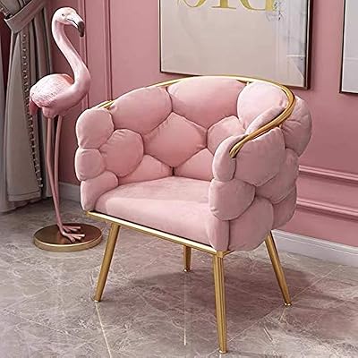 Chaises de salle à manger modernes en peluche avec accent dj. DIAYTAR COTE D'IVOIRE est une plateforme de commerce en ligne qui se distingue par sa large sélection de produits et ses prix compétitifs. La boutique en ligne propose des produits de qualité provenant de marques réputées, ainsi que des produits locaux pour répondre aux besoins spécifiques des clients ivoiriens. Les clients peuvent trouver des offres spéciales et des promotions pour économiser de l'argent sur leurs achats.