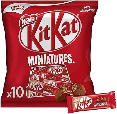 Doigts de gaufrette croustillants recouverts de chocolat au lait, 110 grammes, de kit kat. DIAYTAR COTE D'IVOIRE est une boutique en ligne généraliste proposant plus de 300 000 références de produits, faisant d'elle un leader incontournable dans le commerce électronique ivoirien. Avec une offre variée et une équipe dédiée, DIAYTAR COTE D'IVOIRE satisfait les besoins de ses clients. Elle est ainsi devenue un point de référence pour les consommateurs ivoiriens.
