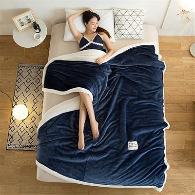 Couverture en laine de cachemire de couleur pure toutes saisons, couverture réversible en velours pour canapé et camping (couleur marine, 100 cm x 120 cm - 0,6 kg). DIAYTAR COTE D'IVOIRE est l'une des boutiques en ligne les plus importantes de Côte d'Ivoire, offrant plus de 300 000 références pour répondre à tous les besoins de ses clients. Avec une large gamme de produits, elle propose tout, des électroménagers aux vêtements, en passant par les produits de soins personnels. Le leader incontesté du commerce en ligne en Côte d'Ivoire.