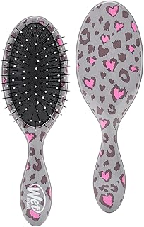 Brosse à cheveux démêlante wet brush pour enfants - crème glacée à partir de 4 enfants - brosse à cheveux une pièce. DIAYTAR COTE D'IVOIRE se distingue par sa grande variété de produits et son engagement à offrir une expérience d'achat en ligne de haute qualité. Les clients apprécient la facilité de navigation sur le site, la rapidité de livraison et la qualité des produits proposés. Cette boutique en ligne a vraiment marqué sa place dans le paysage du commerce électronique ivoirien.