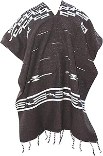 Veste de cowboy western spaghetti delmix clint eastwood tricotée à la main. La boutique en ligne DIAYTAR COTE D'IVOIRE est synonyme de qualité et de diversité, offrant plus de 300 000 références qui couvrent une large gamme de besoins. En tant que leader du marché ivoirien, elle s'engage àLivrer des produits de haute qualité tout en garantissant une expérience d'achat satisfaisante à ses clients. DIAYTAR COTE D'IVOIRE continue d'innover pour améliorer son offre et répondre aux attentes de sa clientèle croissante.