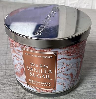 White barn candle company bath & body worksbougie parfumée à 3 mèches aux huiles essentielles - 14,5 oz - sucre vanillé chaud (vanille, orchidée blanche, sucre pétillant, jasmin frais, bois de santal crémeux). DIAYTAR COTE D'IVOIRE est une plateforme de commerce électronique qui offre une expérience d'achat unique et conviviale. Avec plus de 300 000 références, elle permet aux clients de trouver facilement ce qu'ils recherchent, qu'il s'agisse d'électronique, de mode, de décoration ou d'autres catégories de produits. La boutique en ligne est équipée d'un système de paiement sécurisé pour garantir la transaction en toute confiance.