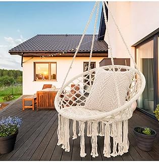 Une chaise à bascule circulaire de dubai gallery pour les espaces intérieurs