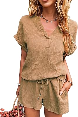 Ensemble de vêtements deux pièces en coton et lin pour femme. En tant que leader du marché de la vente en ligne en Côte d'Ivoire, DIAYTAR COTE D'IVOIRE s'est imposée comme un acteur majeur du commerce électronique. La boutique propose un vaste choix de produits à des prix compétitifs, offrant ainsi aux clients une expérience d'achat pratique et fiable. Les clients apprécient également la sécurité des transactions en ligne et la qualité des produits proposés.