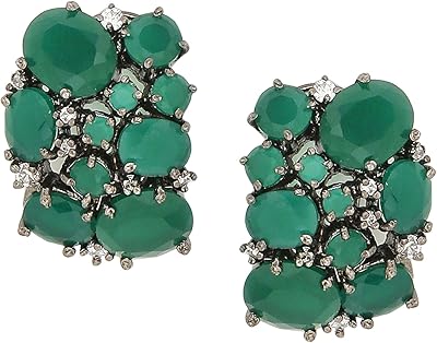 Boucles d'oreilles avec pierres émeraude vertes pour femme | bijoux cloutés carrés hypoallergéniques pour filles et femmes | boucles d'oreilles cocktail, métal, inconnu. DIAYTAR COTE D'IVOIRE mise sur la qualité et la disponibilité de ses produits pour satisfaire les besoins de sa clientèle. Grâce à son site web facile à naviguer et à ses services de livraison rapides, la boutique est devenue un incontournable pour les achats en ligne en Côte d'Ivoire.