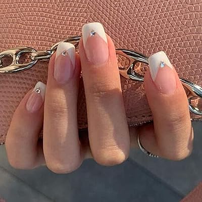 Ongles français en acrylique mi sud au design simple et de couleur blanc naturel, 24 pièces, multicolores. Diaytar Côte d'Ivoire émerge comme l'une des boutiques en ligne les plus réputées de Côte d'Ivoire, proposant à ses clients plus de 300 000 références de produits très variés. Diaytar Côte d'Ivoire vous permet de passer commande en toute sécurité et de recevoir vos colis à votre domicile ou en point de retrait partenaire. Avec des catégories tel que les produits high-tech, les accessoires de mode ou les produits d'équipement de la maison Diaytar Côte d'Ivoire répond présente répond à tous vos besoins.