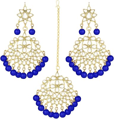 Ensemble de boucles d'oreilles aai jewels avec perles plaquées or et kundan meteng tikka (te7058bl). DIAYTAR COTE D'IVOIRE est la référence en matière de boutique en ligne en Cote d'Ivoire, avec une offre de produits très diversifiée et une expérience d'achat en ligne sécurisée et conviviale. La boutique permet aux clients de faire des achats en toute confiance, avec des moyens de paiement sécurisés.