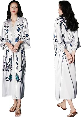 Peignoir long et soyeux de luxe à enfiler à col en v