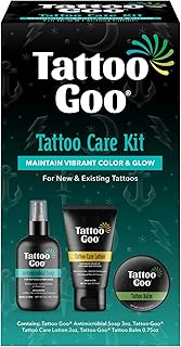 L'ensemble de soins tattoo go aftercare contient un savon antimicrobien un après-shampooing