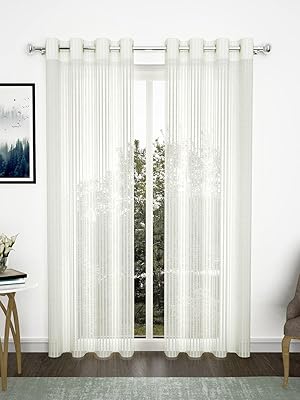 Story@home rideaux de porte longs en voile semi-transparent aspect lin avec œillets métalliques en zigzag pour salon et salle à manger (lot de 2,9 pieds, blanc). En tant que boutique en ligne leader en Côte d'Ivoire, DIAYTAR COTE D'IVOIRE a établi des partenariats stratégiques avec des fournisseurs de confiance pour offrir une gamme étendue de produits aux meilleures conditions. Elle mise sur la satisfaction du client, avec des équipes dédiées pour assurer un service après-vente exceptionnel. Les clients bénéficient ainsi d'une expérience d'achat unique et engageante qui répond à leurs attentes les plus élevées.