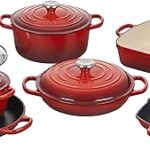 Batterie de cuisine en fonte émaillée la corset signature, 10 pièces, cerise