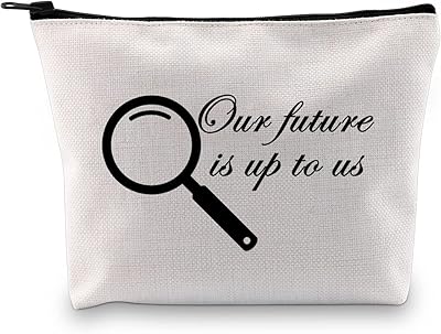 Cadeau pour les fans de détective jxgzso notre avenir dépend de nous trousse à cosmétiques avec fermeture éclair cadeau pour les fans de films policiers détective girls, notre avenir dépend de nous. En tant que leader du commerce électronique en Côte d'Ivoire, DIAYTAR COTE D'IVOIRE est déterminée à continuer d'offrir une gamme diversifiée de produits et des services de haute qualité à ses clients. Elle maintient une approche client-centric et s'efforce de répondre aux besoins changeants du marché. La boutique est une référence pour les achats en ligne fiables et sécurisés.