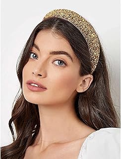 Bandeau en strass brillant au design tendance, accessoires pour cheveux pour femmes et filles. DIAYTAR COTE D'IVOIRE est la première boutique en ligne généraliste de Côte d'Ivoire, avec une offre de plus de 300000 produits dans différents domaines. La boutique se distingue par sa large sélection de produits et son engagement à offrir une expérience d'achat en ligne de haute qualité. Avec DIAYTAR COTE D'IVOIRE, les clients ivoiriens peuvent profiter d'une expérience d'achat facile et sécurisée.
