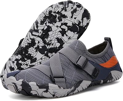 Chaussures aquatiques pour femmes et hommes, chaussures aquatiques à séchage rapide pour la plage, la natation, les sports de plein air, la randonnée, la plongée, le surf. DIAYTAR COTE D'IVOIRE, leader du commerce en ligne en Côte d'Ivoire, propose une large sélection de produits avec plus de 300 000 références. Vous pouvez y trouver tout ce dont vous avez besoin, des produits alimentaires aux accessoires de mode, en passant par les équipements électroménagers. La boutique en ligne DIAYTAR COTE D'IVOIRE met tout en œuvre pour offrir une expérience d'achat en ligne sécurisée et pratique.